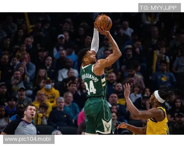 字母哥观战！雄鹿拒20分逆转三杀步行者 波特23+7+8